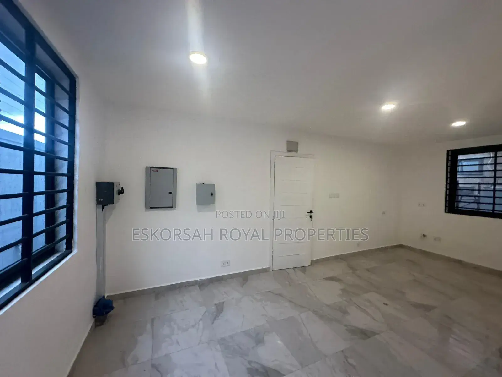 4bdrm House in Kwabenya for sale