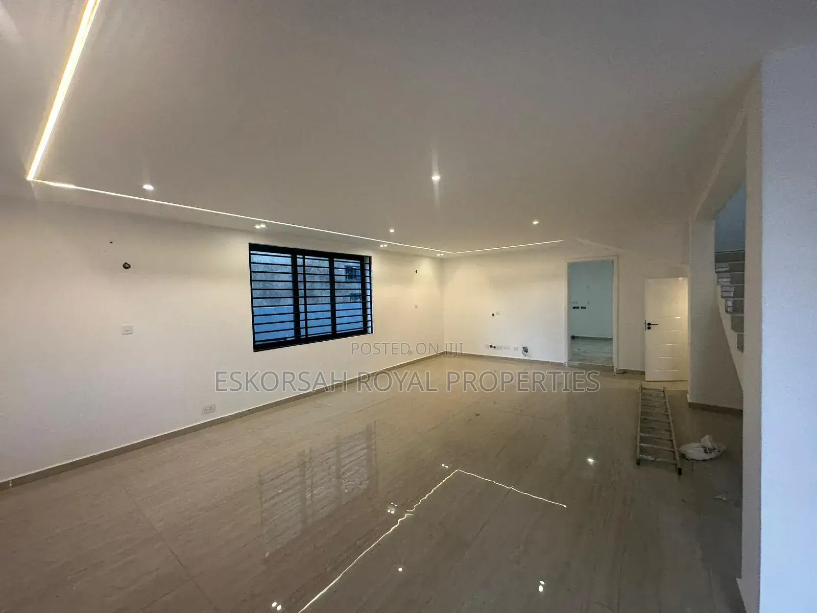 4bdrm House in Kwabenya for sale
