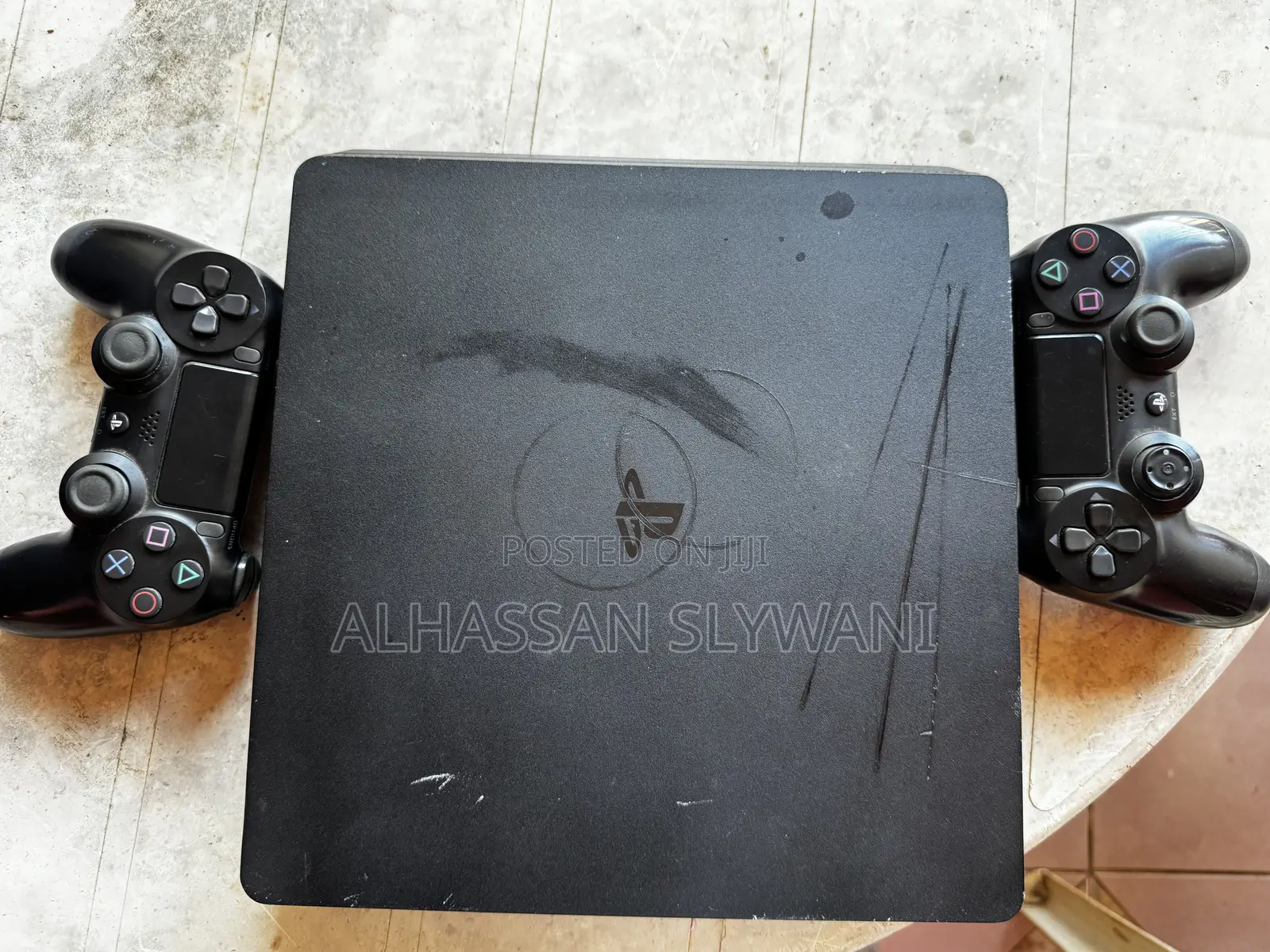 Play Station 4