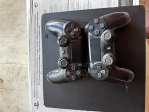 Play Station 4