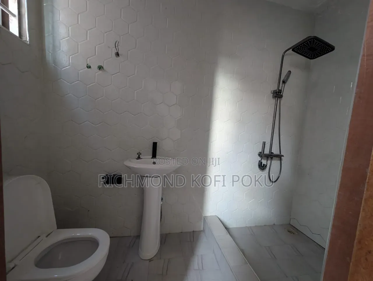 2bdrm Apartment in Kofis Realty, Spintex for rent