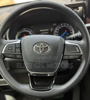Toyota Highlander XLE 2022 Black