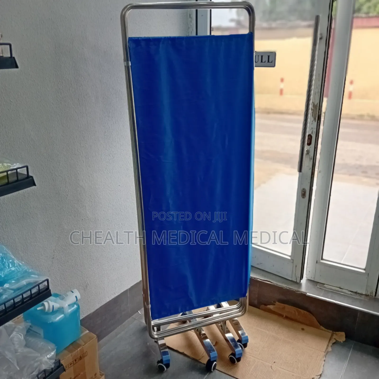 4 Folds Ward Screen