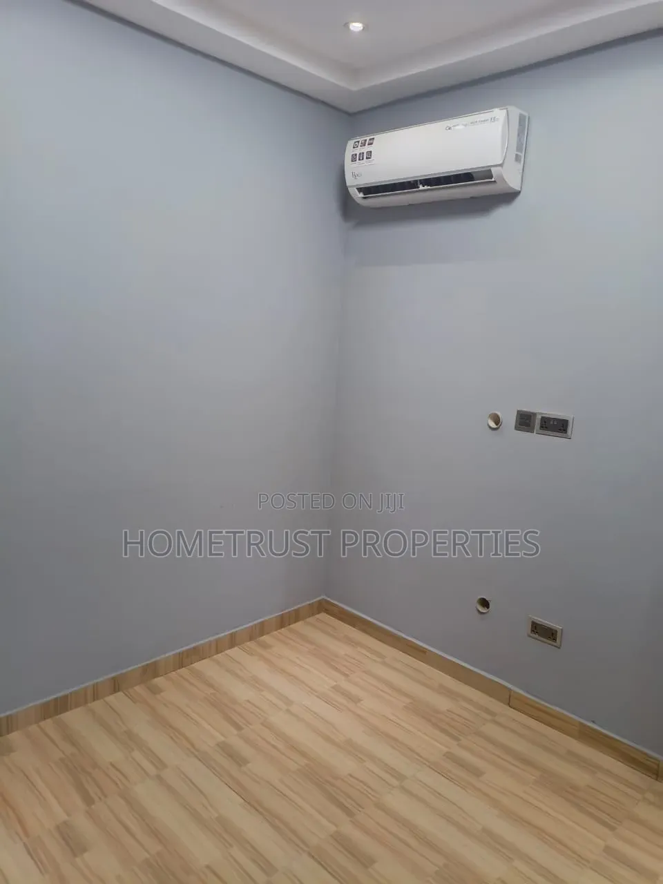 4bdrm Duplex in Tesano Garden Area, Papaye for rent