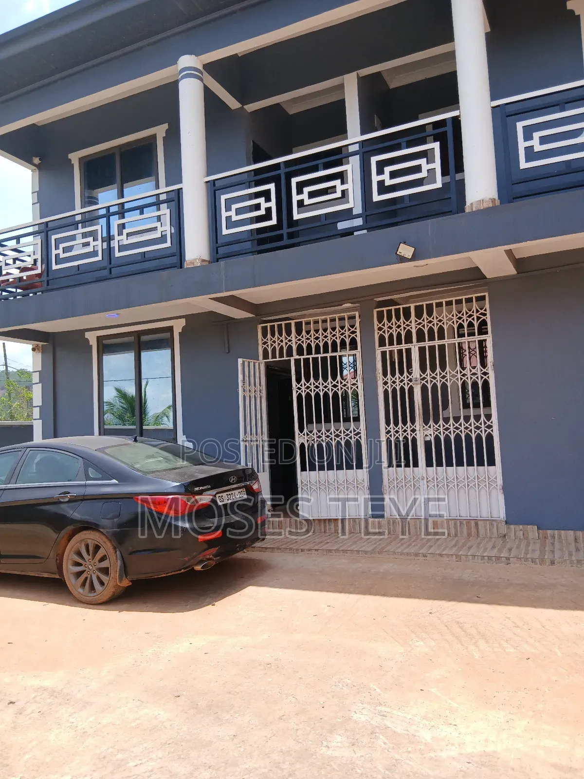 Mini Flat in Mifund Real Estate, Valley View Area for rent