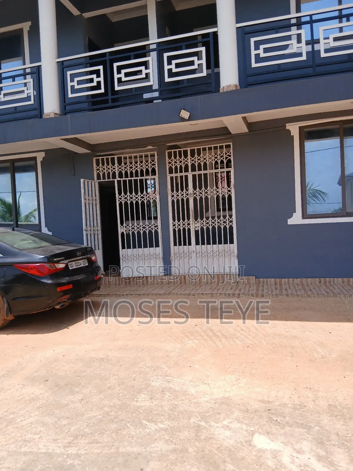 Mini Flat in Mifund Real Estate, Valley View Area for rent