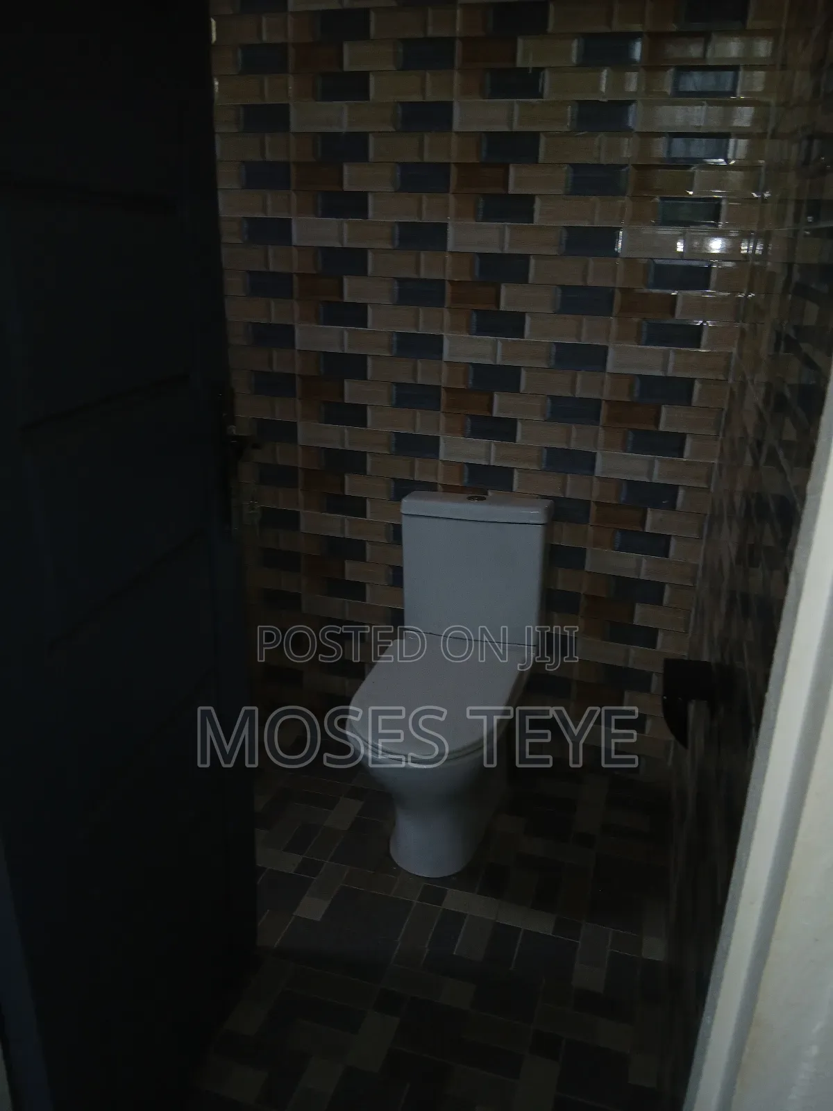 Mini Flat in Mifund Real Estate, Valley View Area for rent