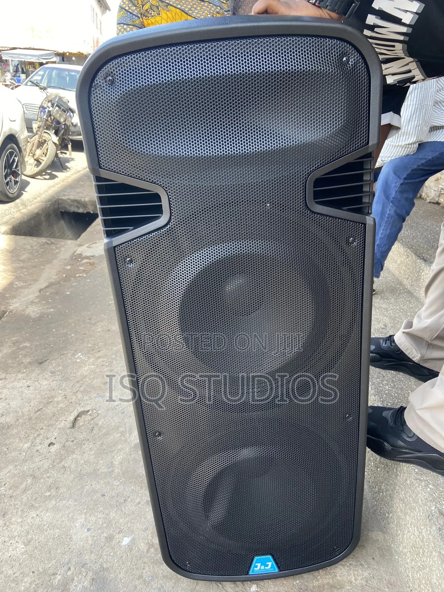 J J Rechargeable Speaker