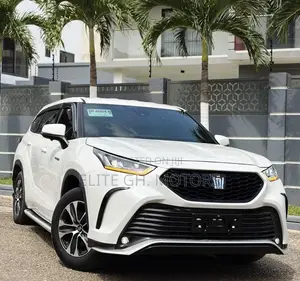 Toyota Highlander XSE 2021 White