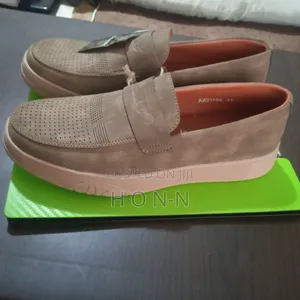 Timberland Suede Moc-Toe Slip-on Loafers
Timberland Casual Loafers Men