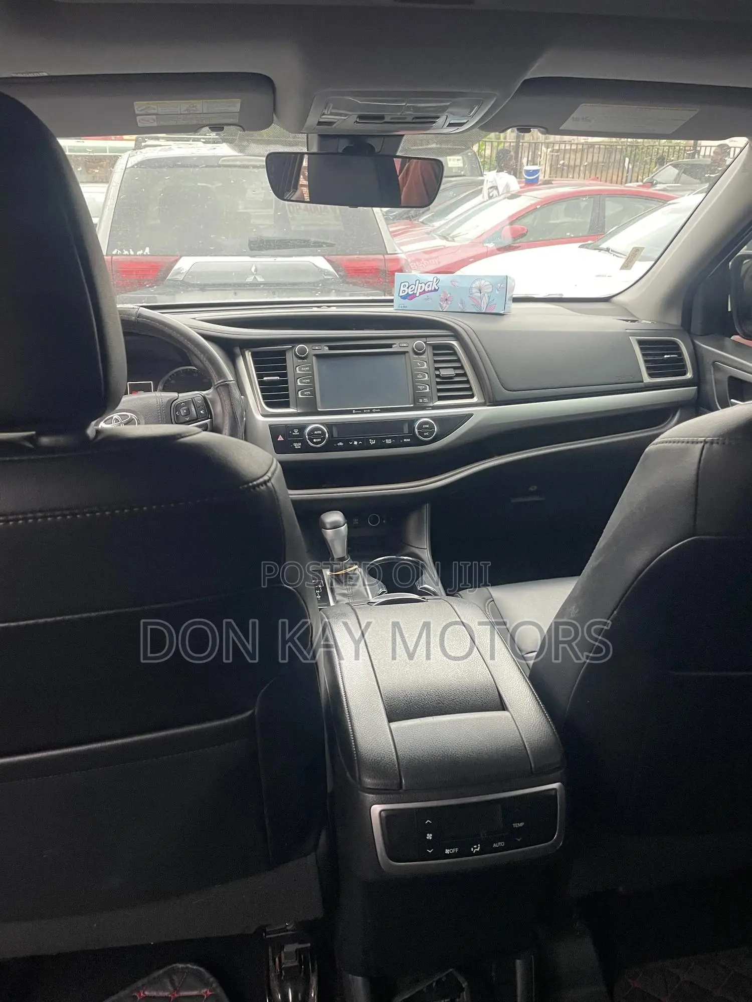 Toyota Highlander XLE 2019 Silver