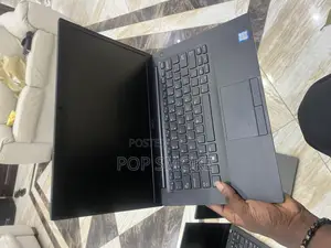 New Laptop Dell Latitude 7490 16GB Intel Core i7 HDD 256GB