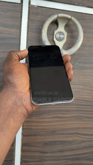 Apple iPhone X 64 GB Silver