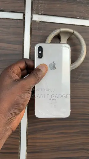 Apple iPhone X 64 GB Silver
