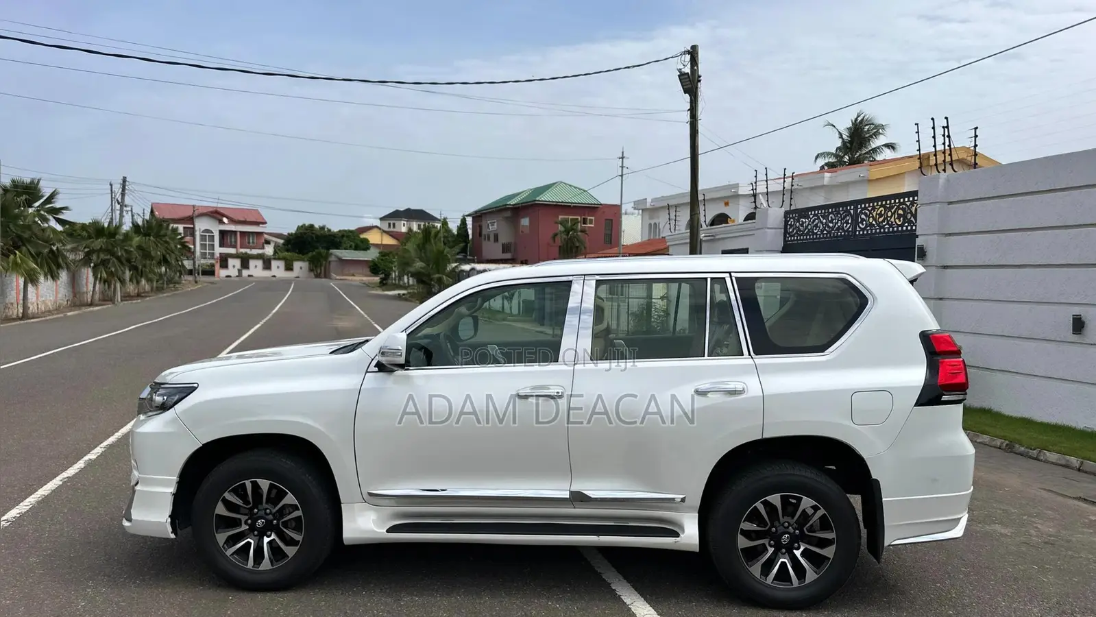 Toyota Land Cruiser Prado 4.0 Petrol TX-L 2017 White