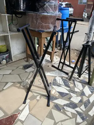 Double Braced X Keyboard Stand