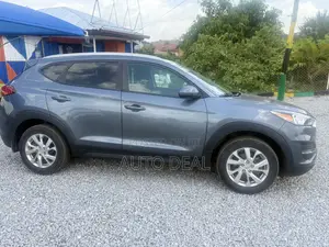 Hyundai Tucson Limited AWD 2019 Gray