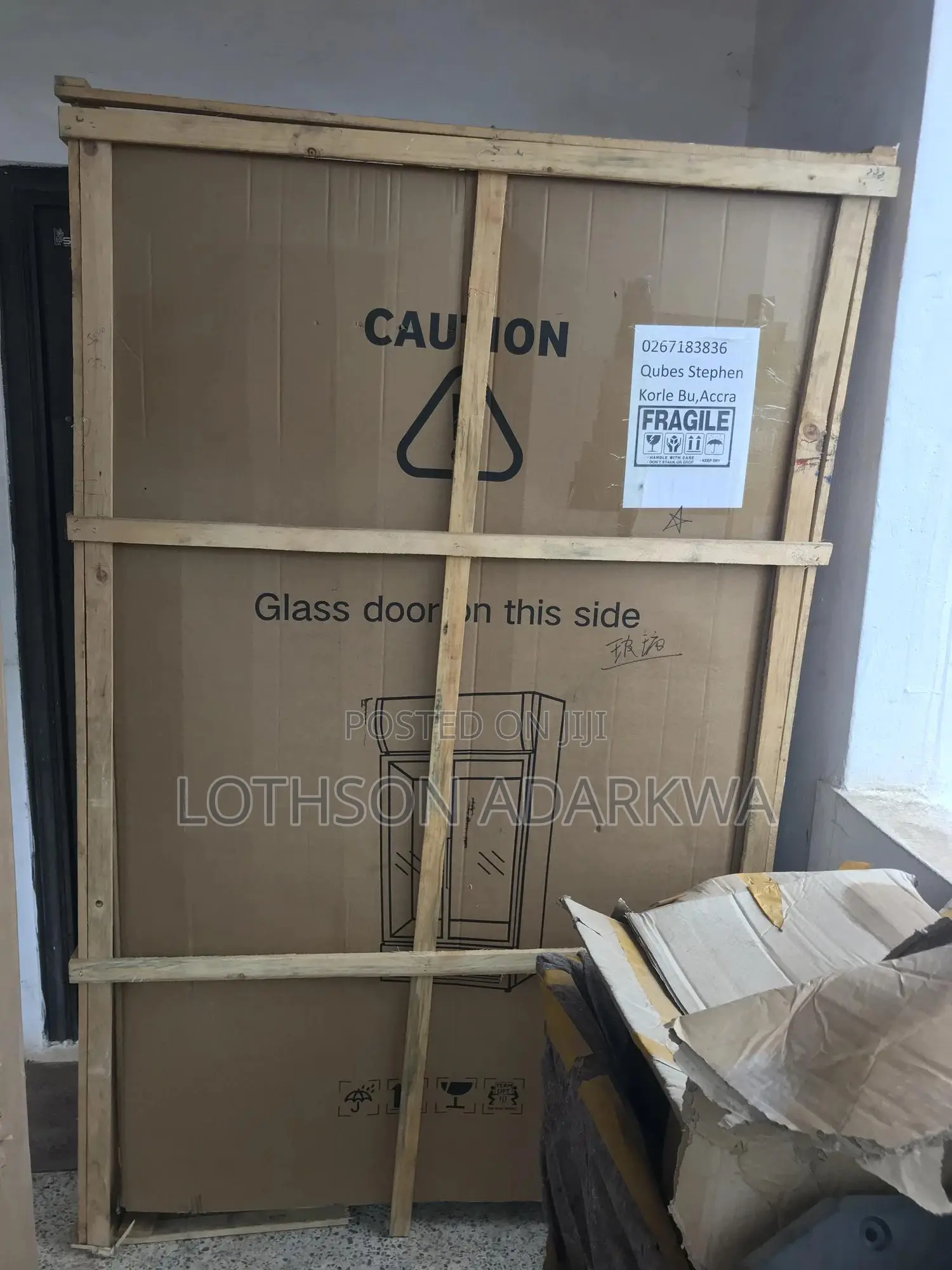 Refrigerator With Double Sliding Glass Doors – Energy Efficient