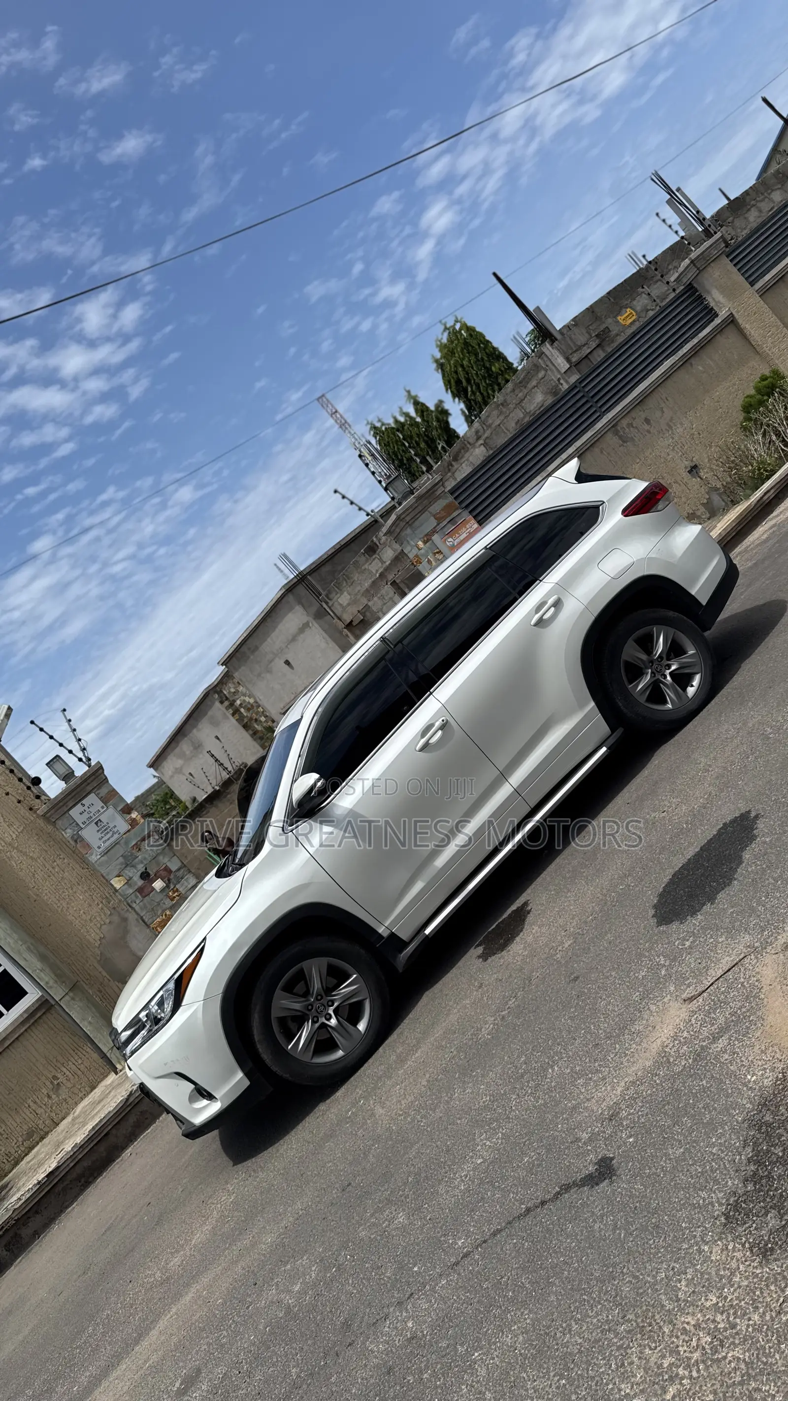 Toyota Highlander XLE 2019 White
