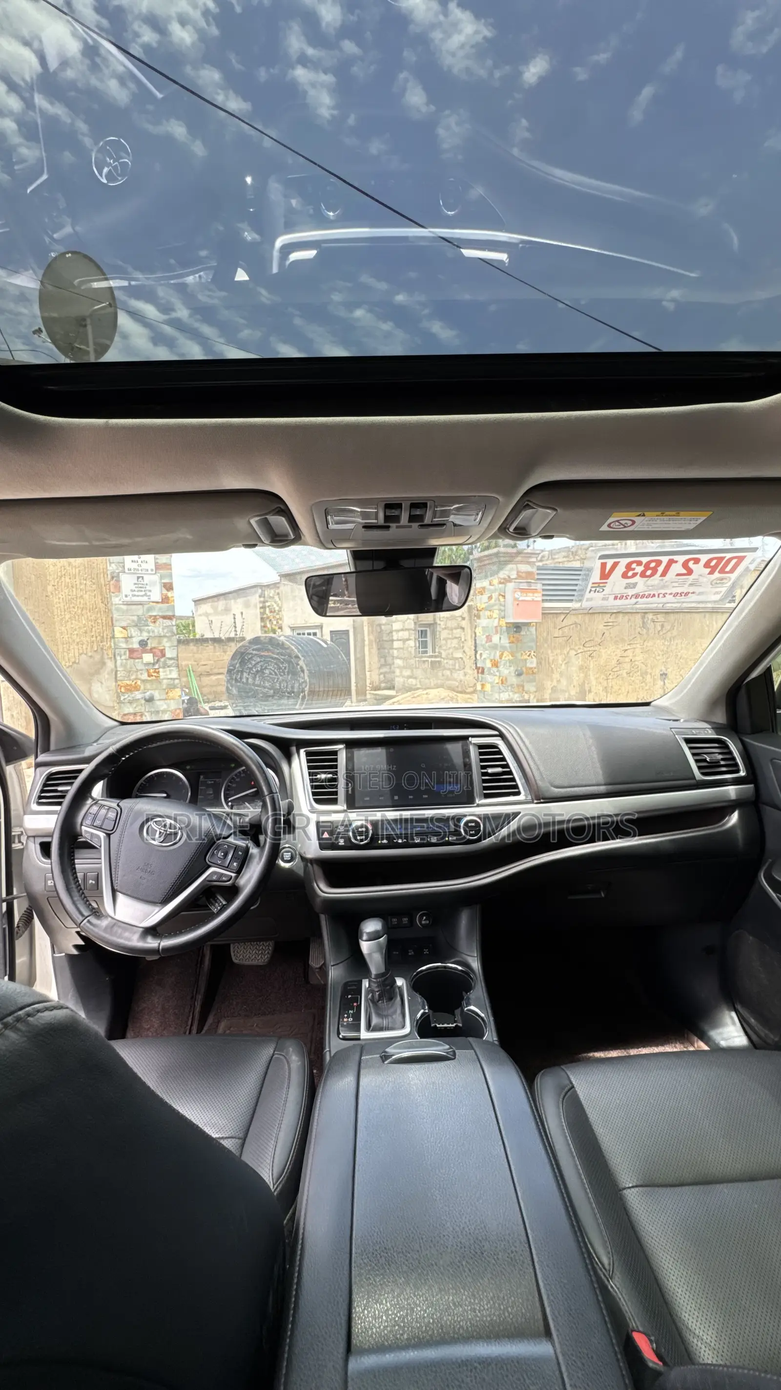 Toyota Highlander XLE 2019 White