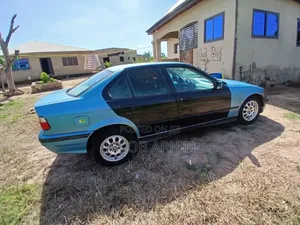 BMW 316i 1999 Blue