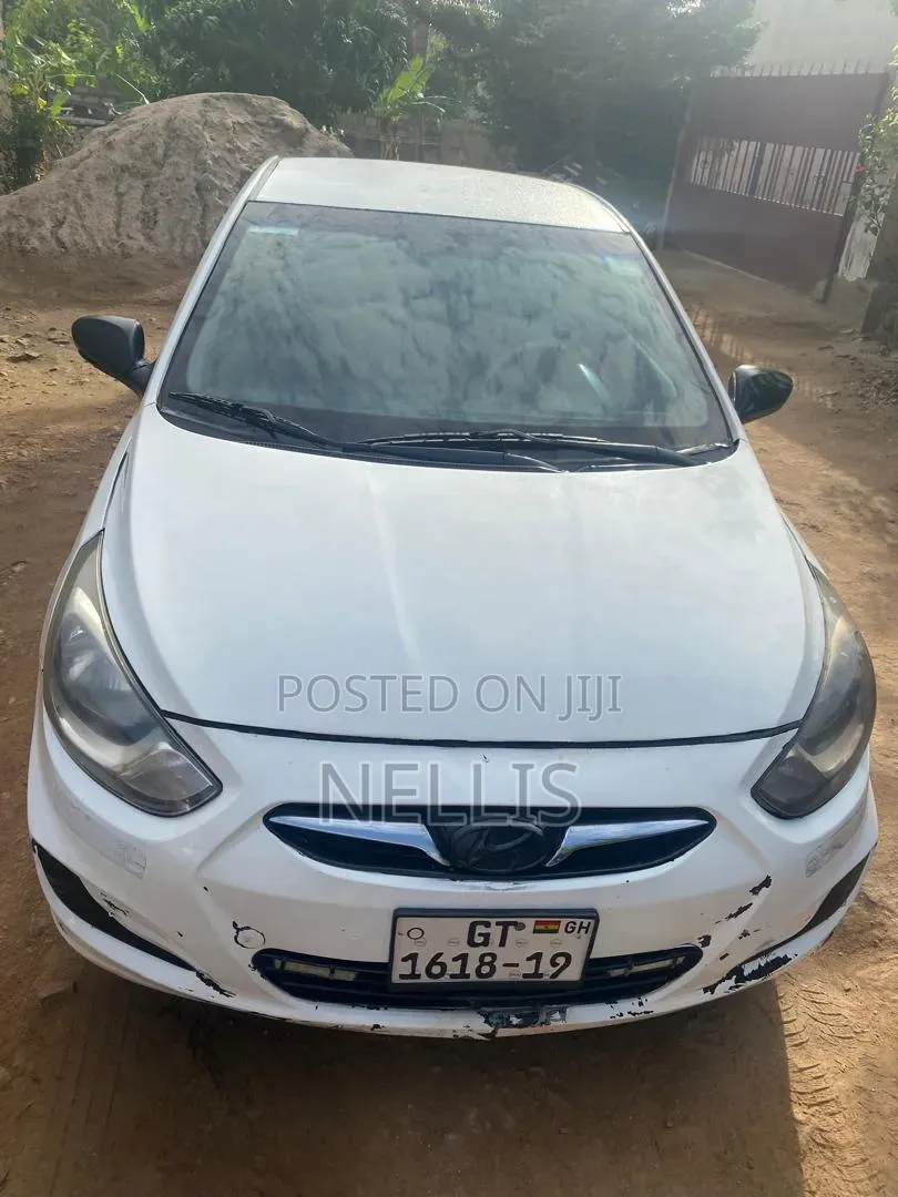 Hyundai Accent GLS 4dr Sedan (1.6L 4cyl 6M) 2014 White