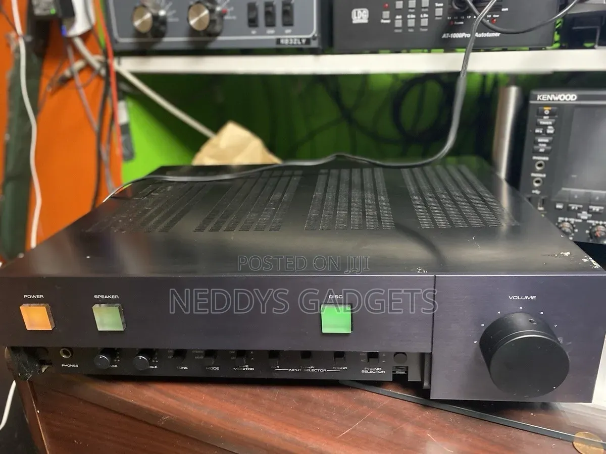 Yamaha Natural Sound Integrated Direct Dc Stereo Amplifier a-1