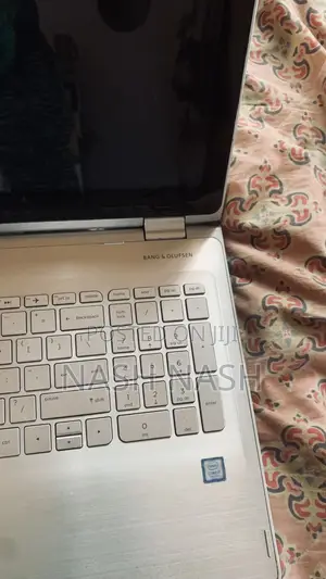 Laptop HP 255 G6 8GB Intel Core i7 HDD+SSD 256GB