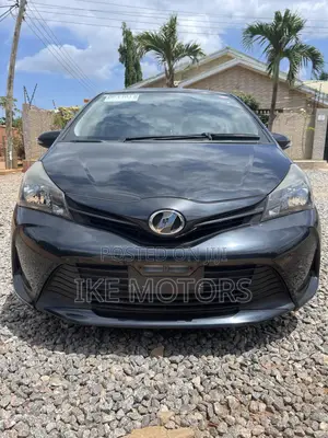 Toyota Vitz 1.3 AWD 3dr 2015 Black