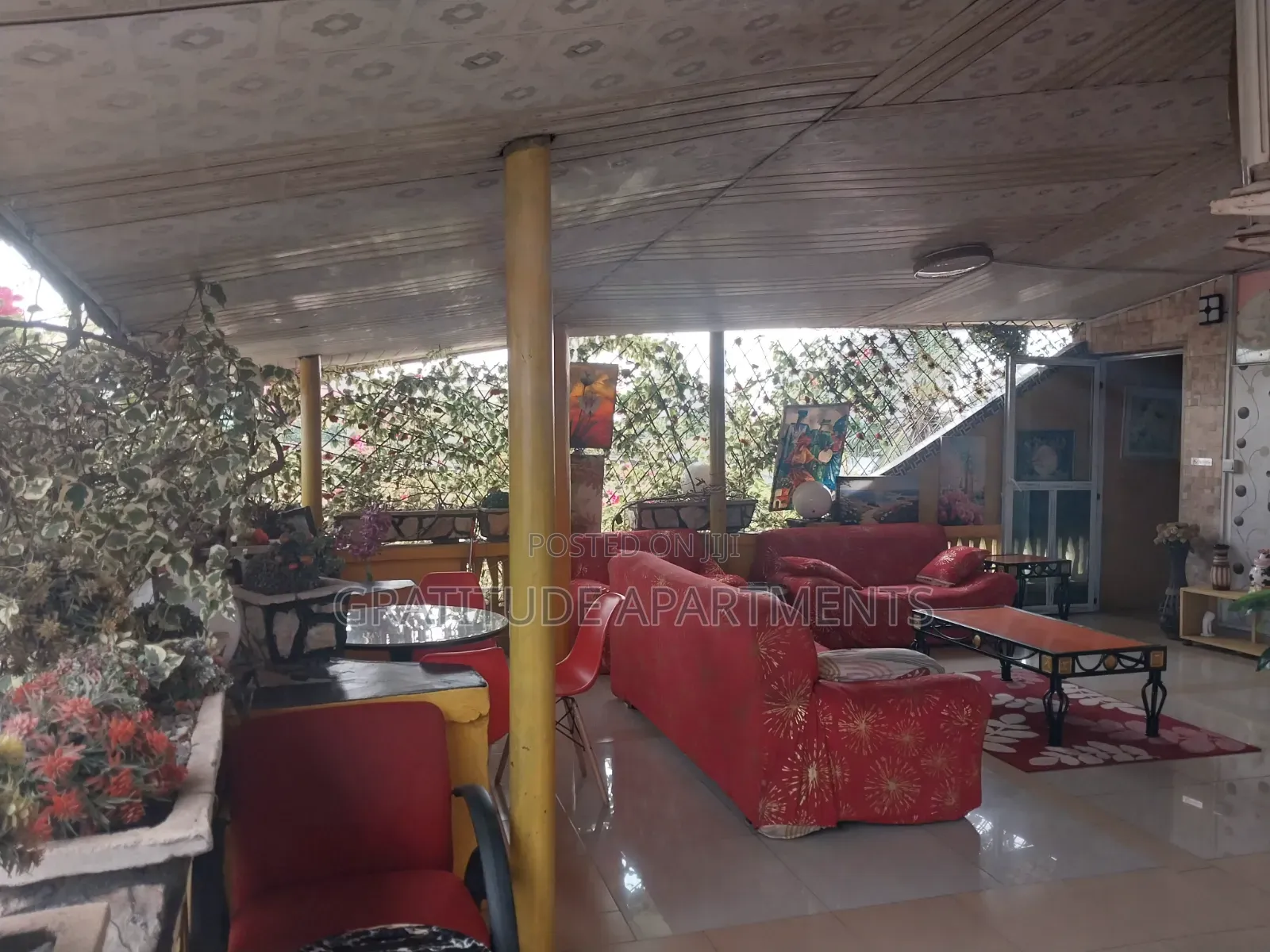 Presidential Suite-1brm+Sit-Out Lounge Ghc500 Per Day:2guest