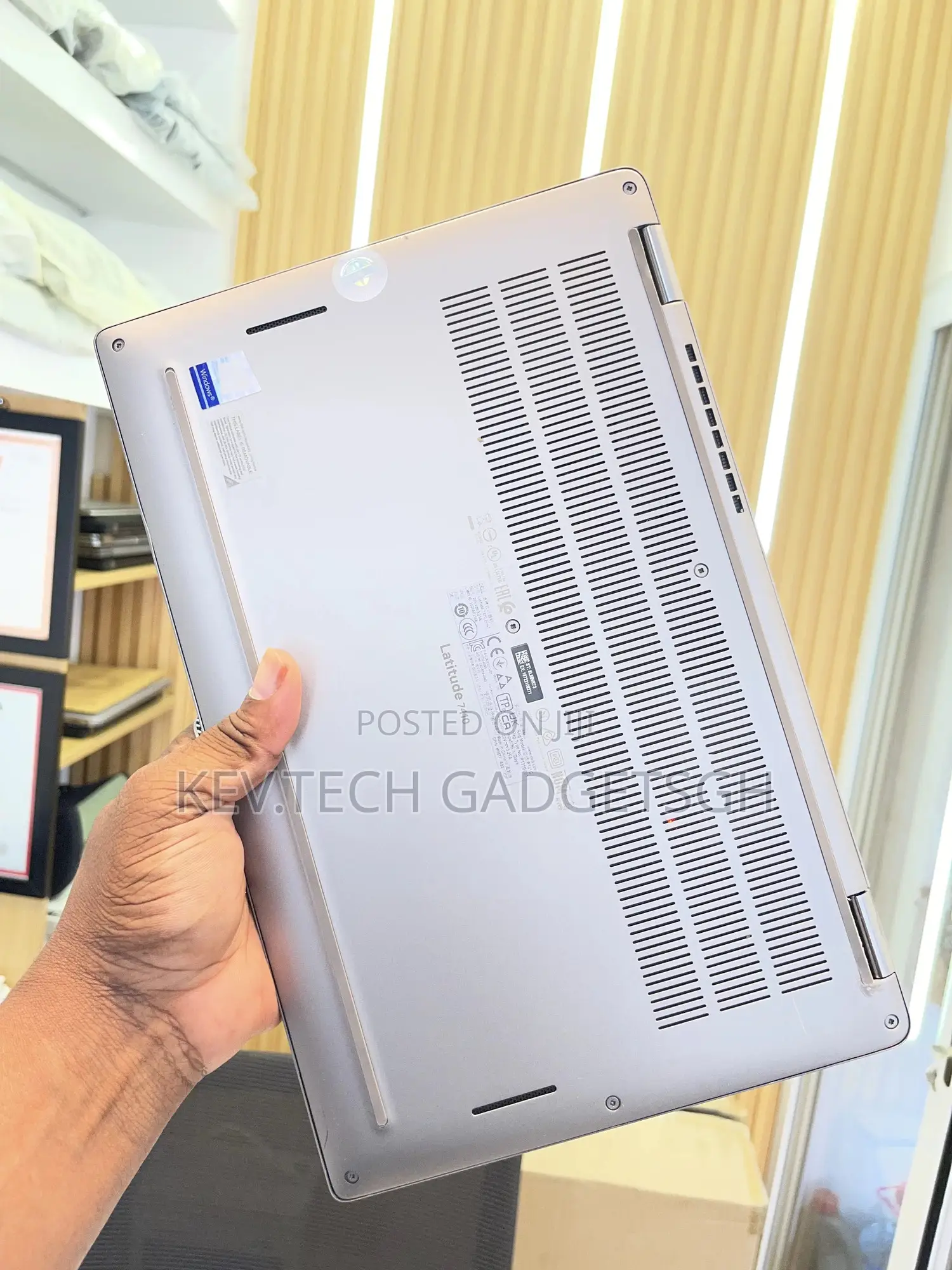 Laptop Dell Latitude 7410 16GB Intel Core i5 SSD 256GB