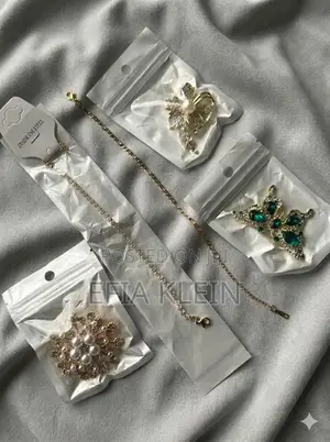 Bracelet And Brooch Set