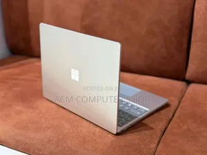 New Laptop Microsoft Surface Laptop Go 2 8GB Intel Core i7 SSD 512GB
