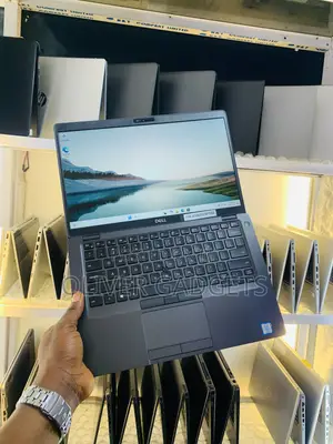 Laptop Dell Latitude 5400 16GB Intel Core i5 SSD 256GB