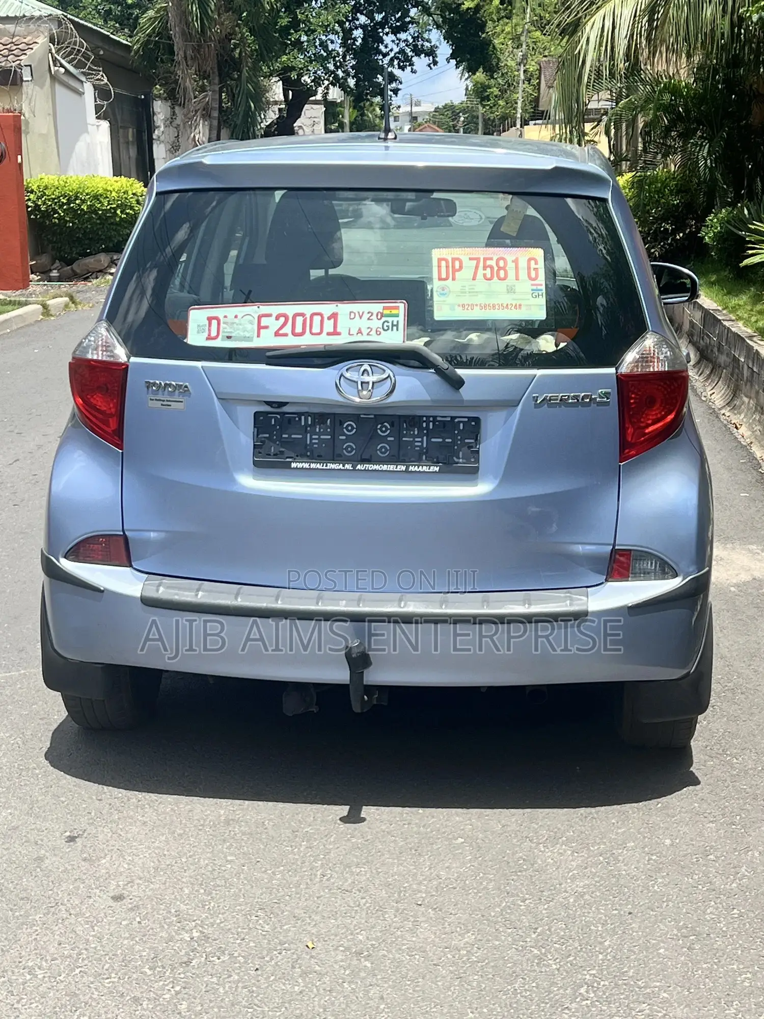 Toyota Verso 2013 Blue
