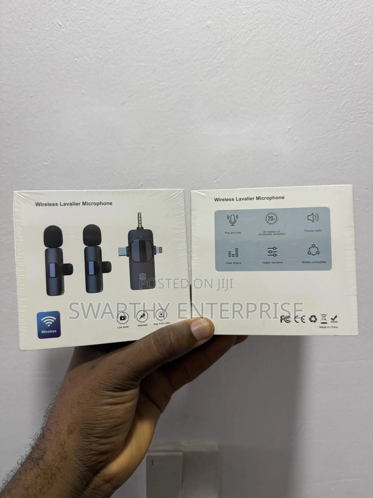 Wireless Lavalier Microphone for Content Creation / Creator