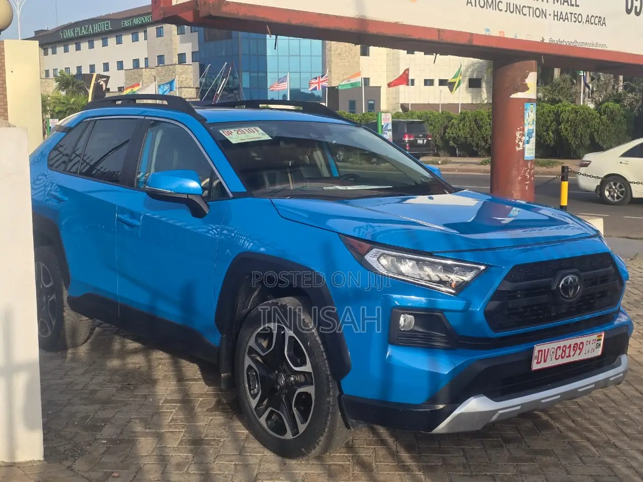 Toyota RAV4 Adventure 2019 Blue