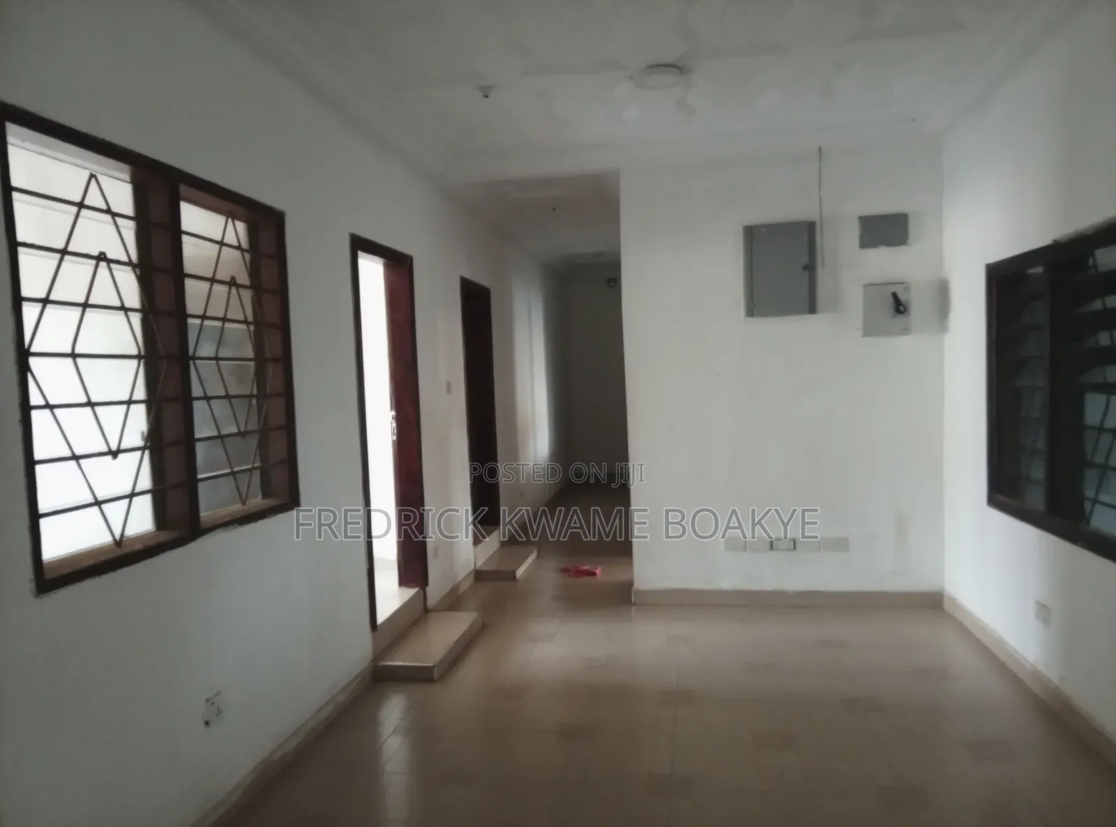 6bdrm House in Brother K Estate, Kumasi Metropolitan for sale