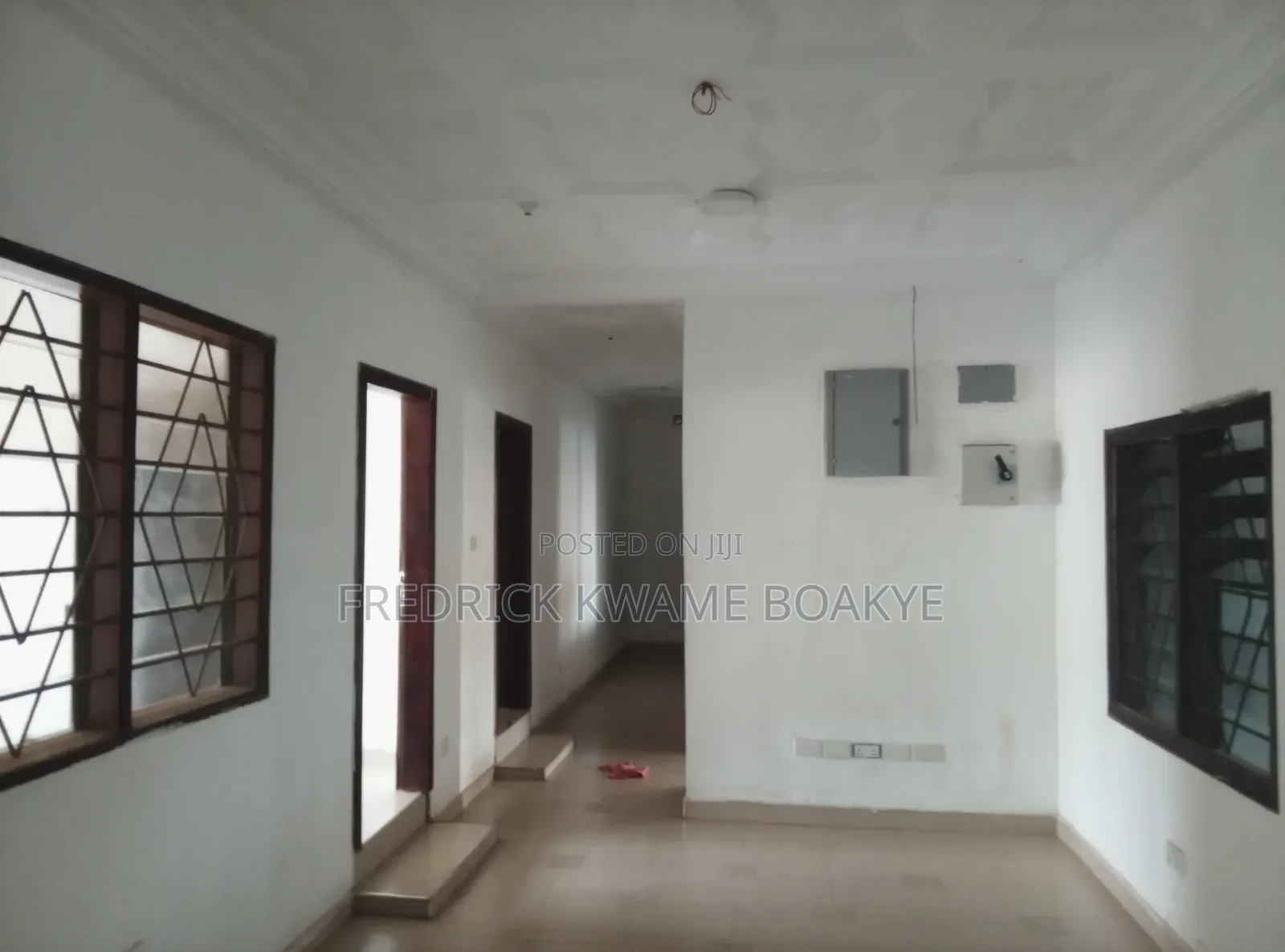 6bdrm House in Brother K Estate, Kumasi Metropolitan for sale