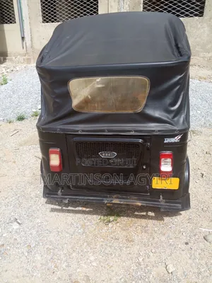 Bajaj RE 2024 Black
