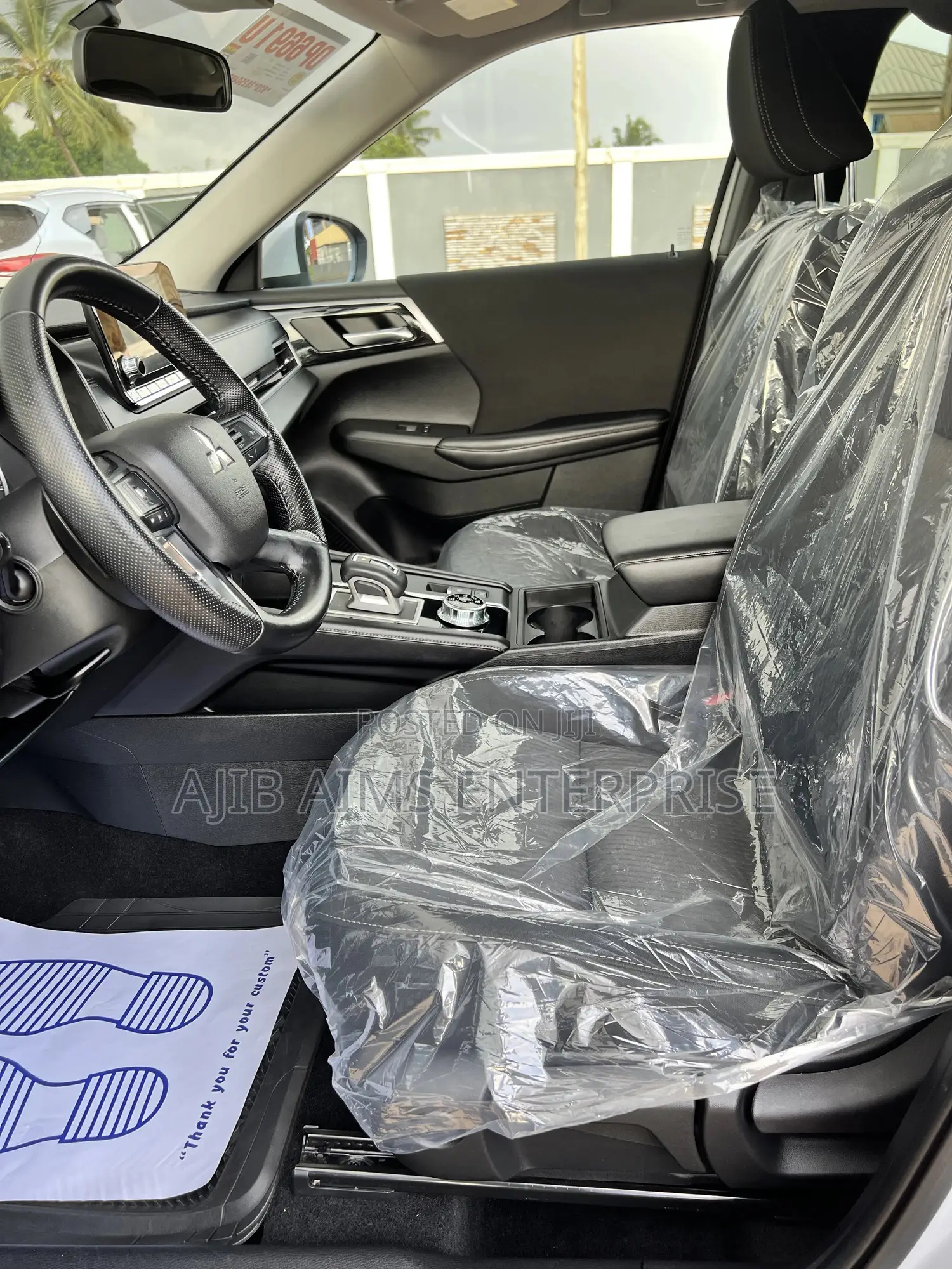 Mitsubishi Outlander ES 2022 White