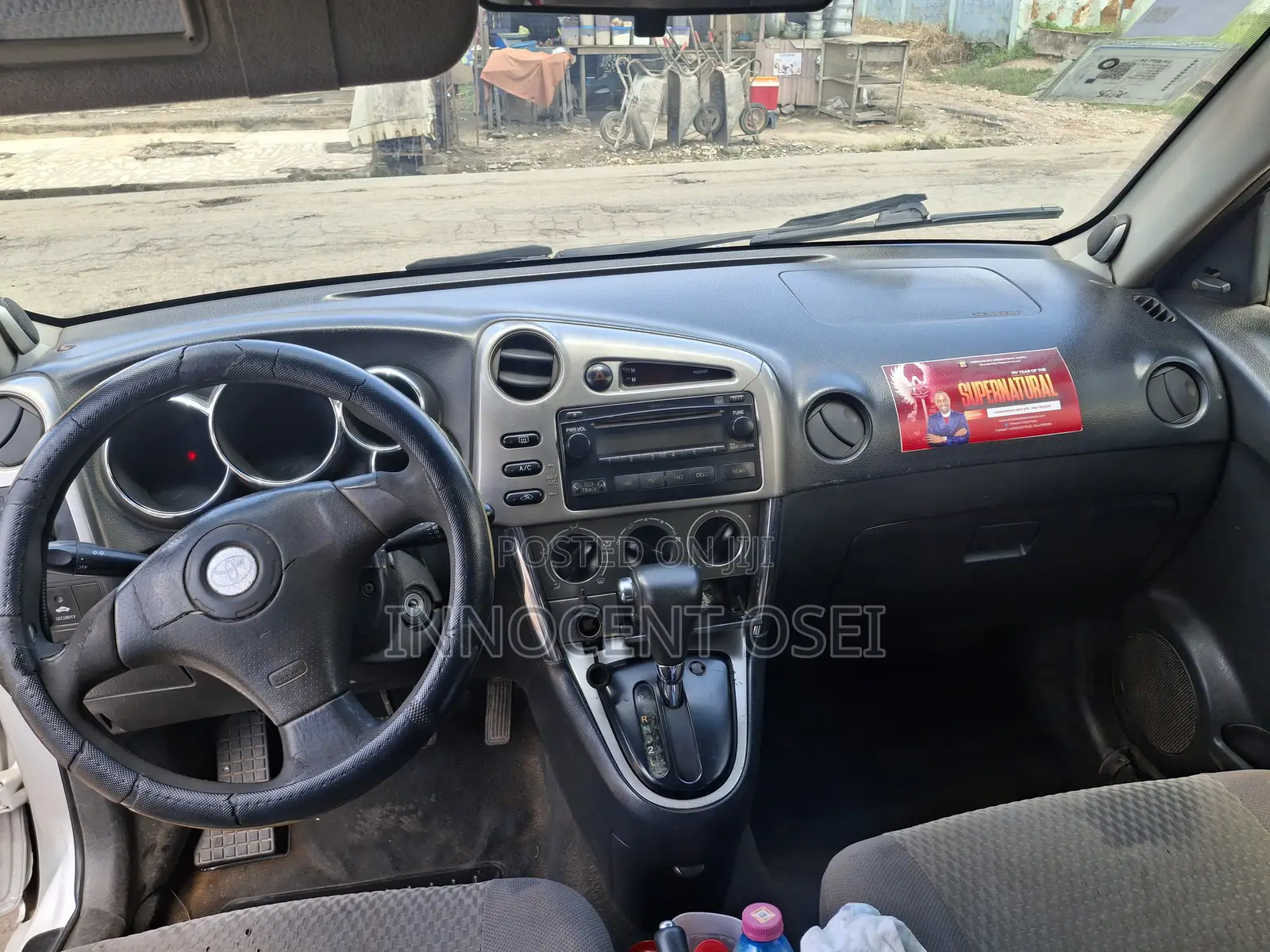 Toyota Matrix Hatchback FWD (1.8L 4cyl 5M) 2005 Silver