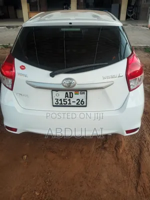 Toyota Yaris L Hatchback 5dr 2014 White