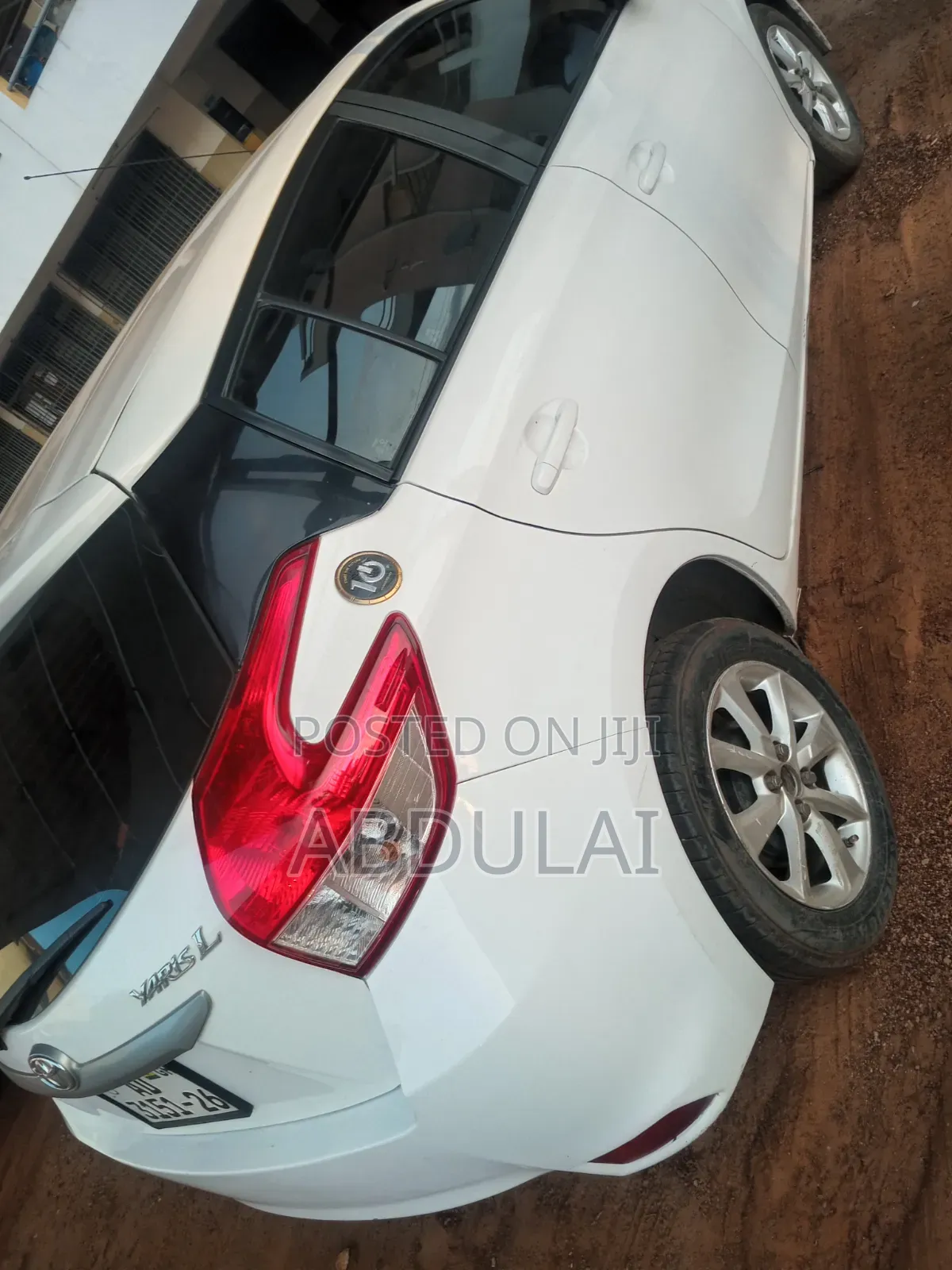 Toyota Yaris L Hatchback 5dr 2014 White