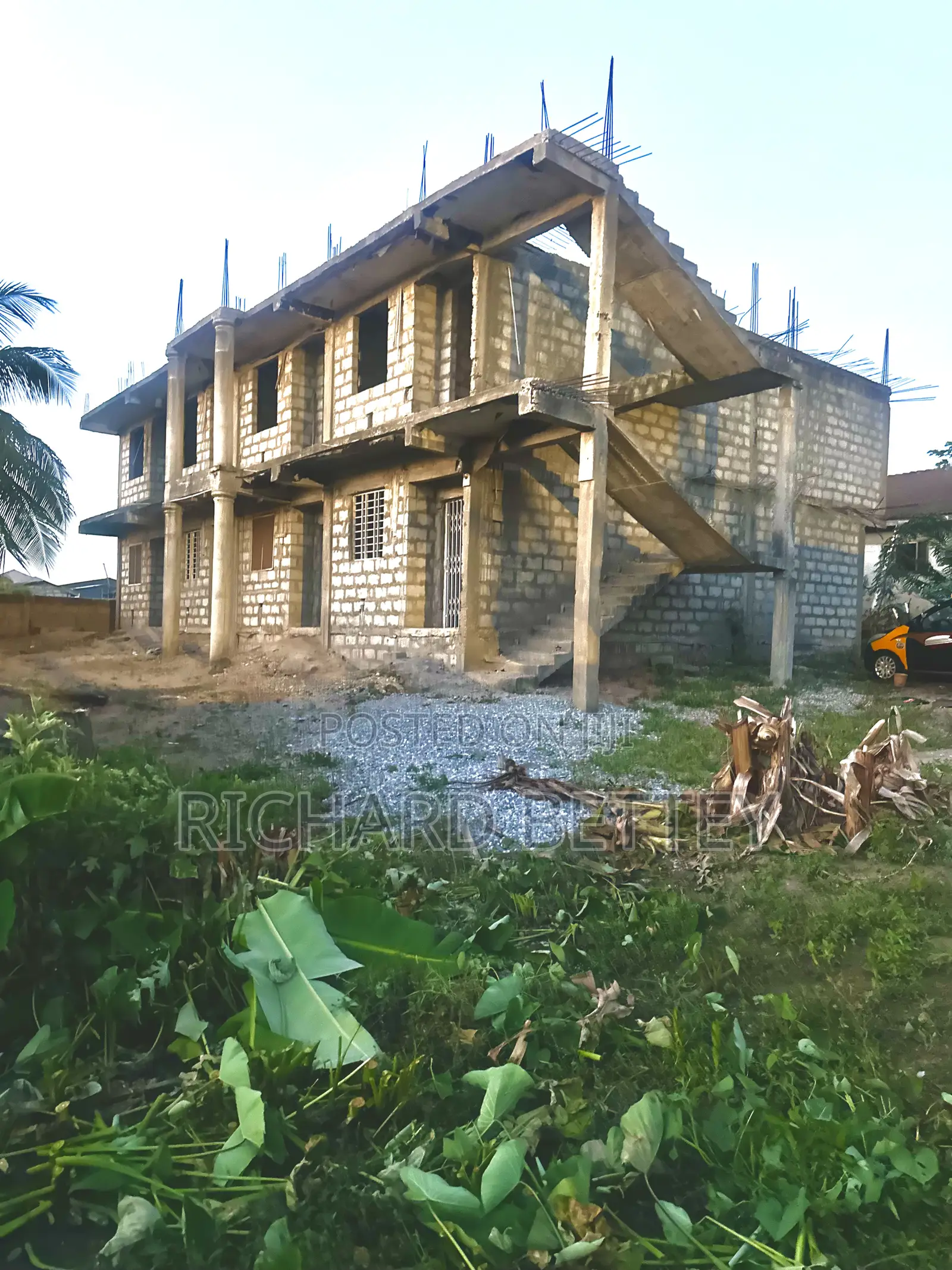 8bdrm House in Personal House Not, Awutu Senya East Municipal for sale