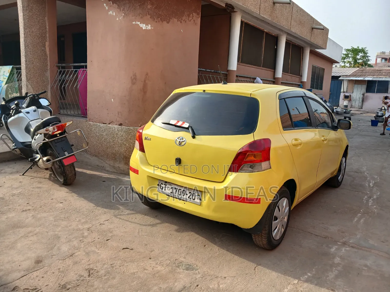 Toyota Vitz 1.0 FWD 5dr 2020 Yellow