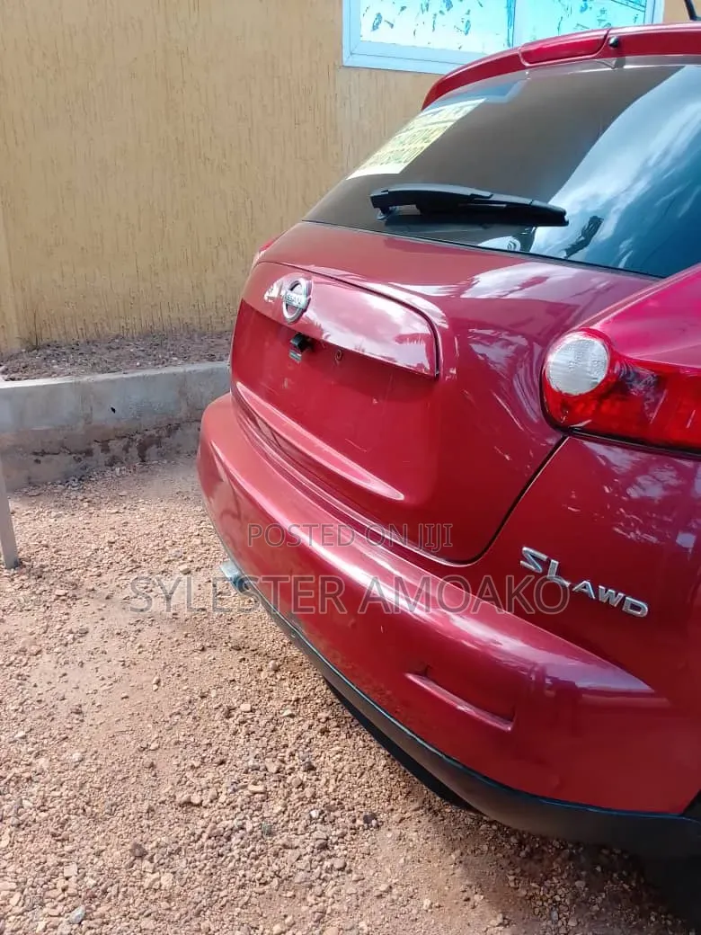 Nissan Juke 2015 Red