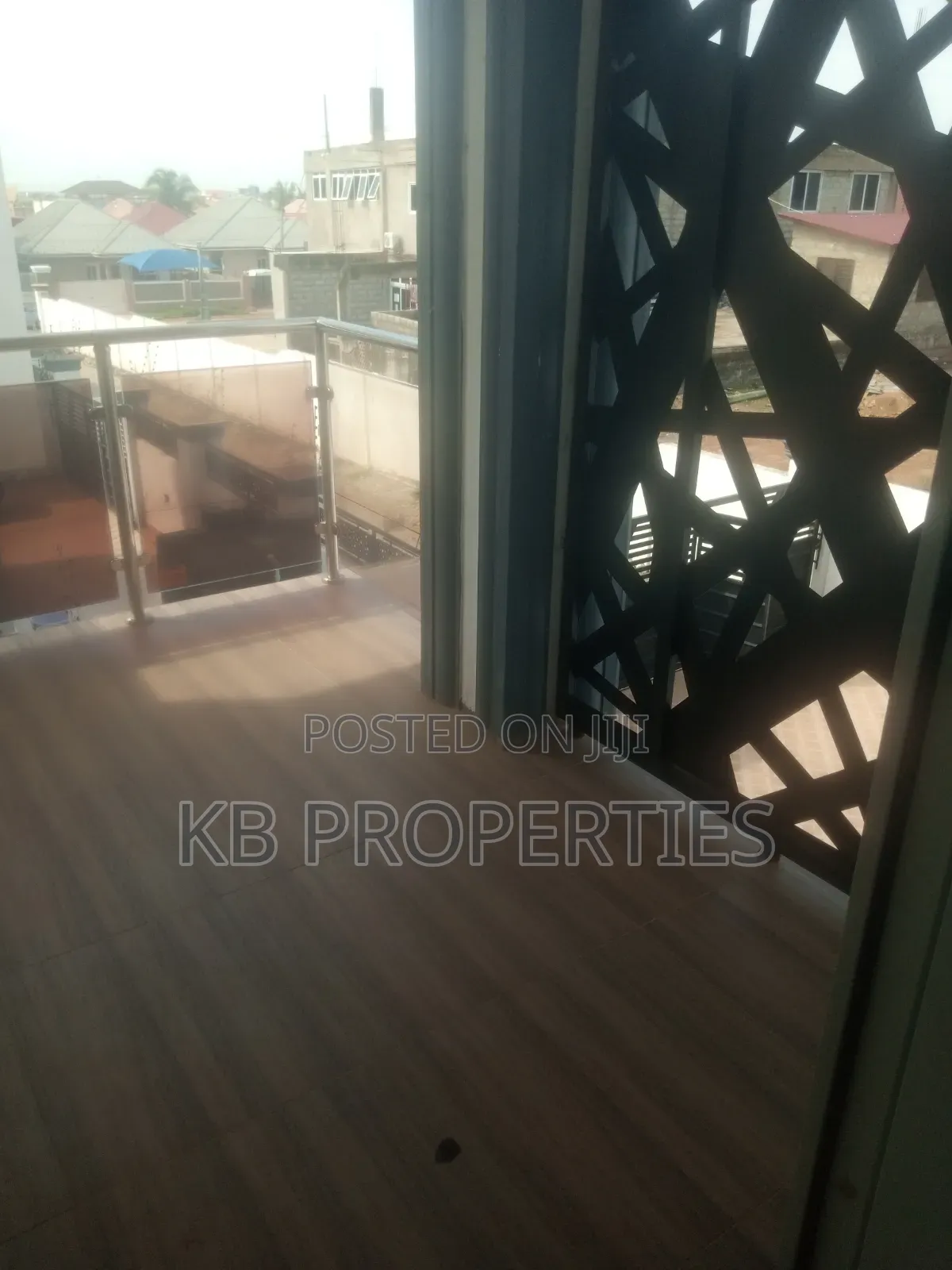 4bdrm Duplex in Kb Properties, Baatsona Total for rent