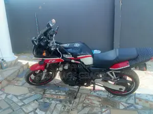 Yamaha FZ 2018