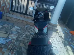 Yamaha FZ 2018